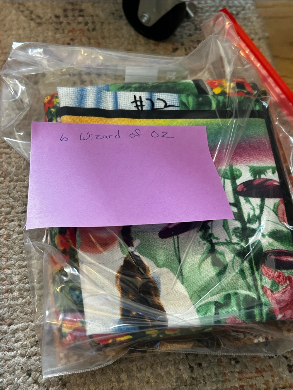 Wizard Oz Printed fabric Bundle - Picture 2 of 4
